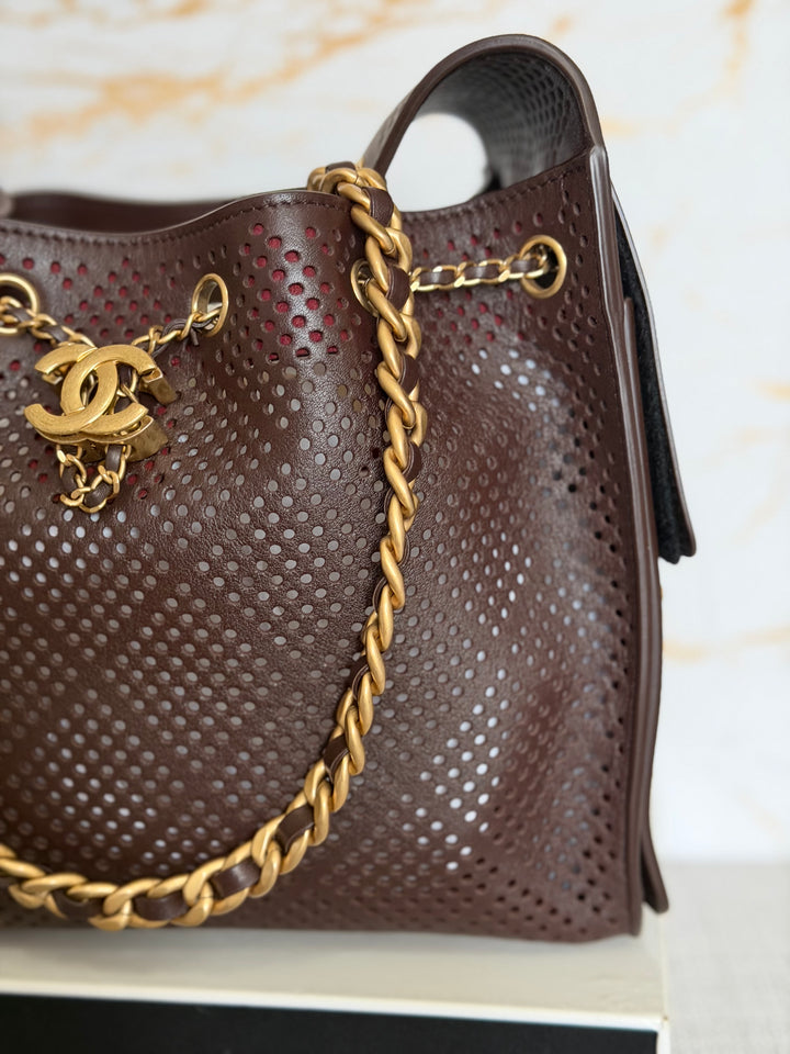 CHANEL 26S 25 Hobo Bag in Perforated BROWN Calf skin Aged GHW size SMALL