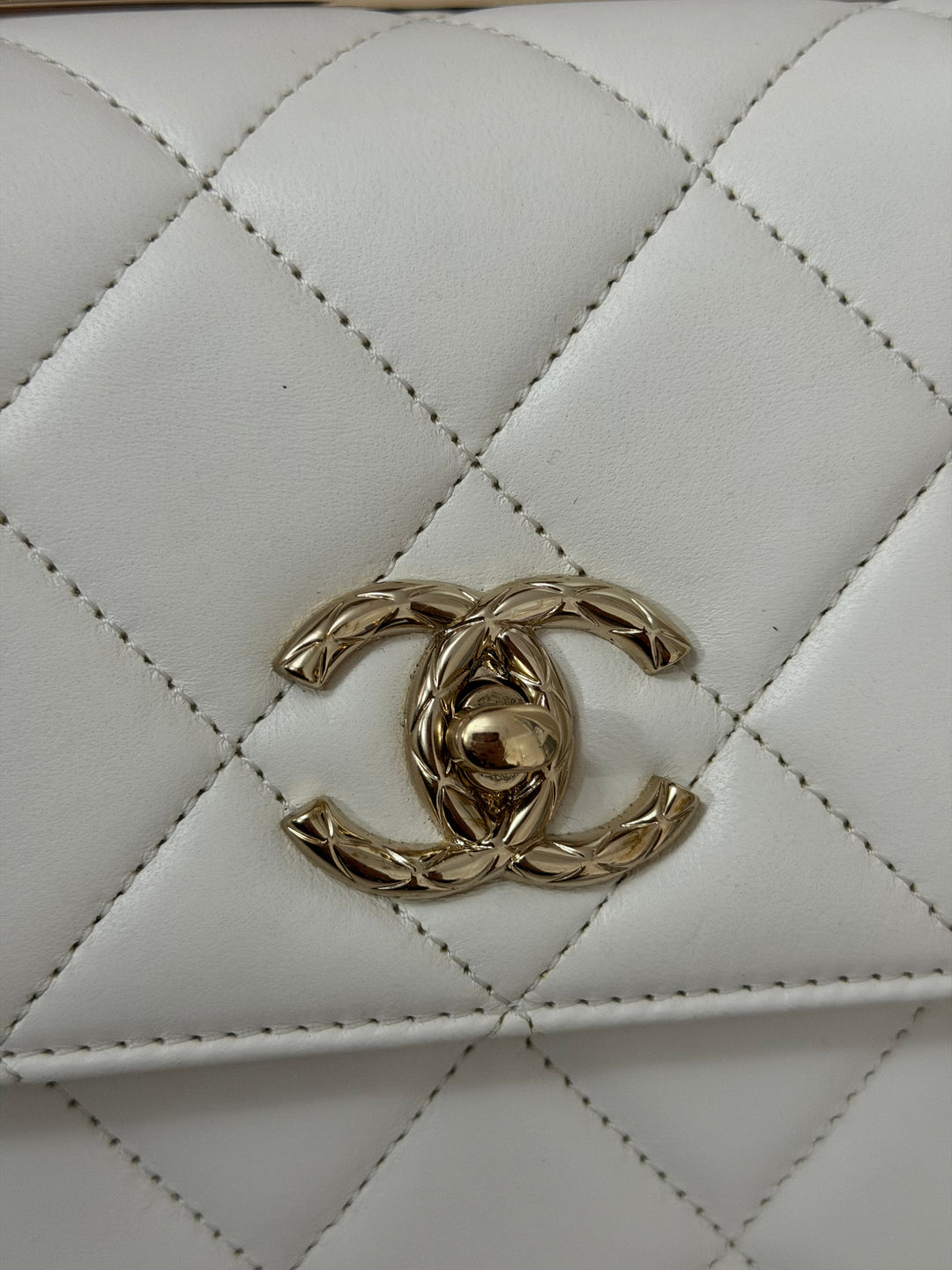 CHANEL 23S collection 2023 White Lambskin LGHW Trendy CC Flap Bag size Small with raised CHANEL Engraved Plate Top Handle