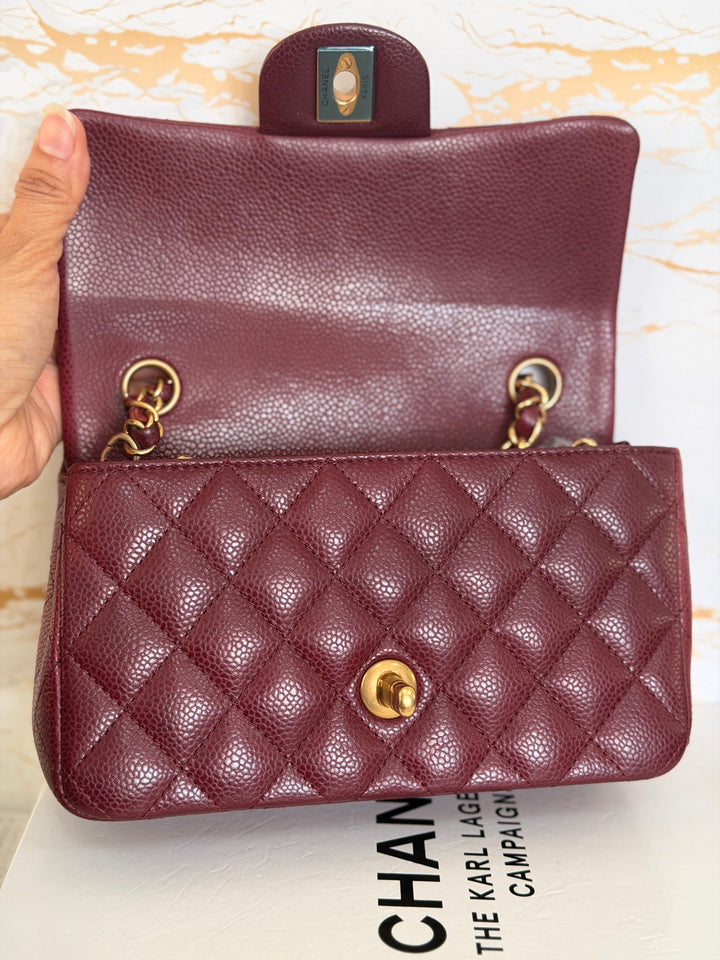 CHANEL series 21 15B collection Burgundy Caviar GHW Mini Rectangular Flap Bag 2015 RARE