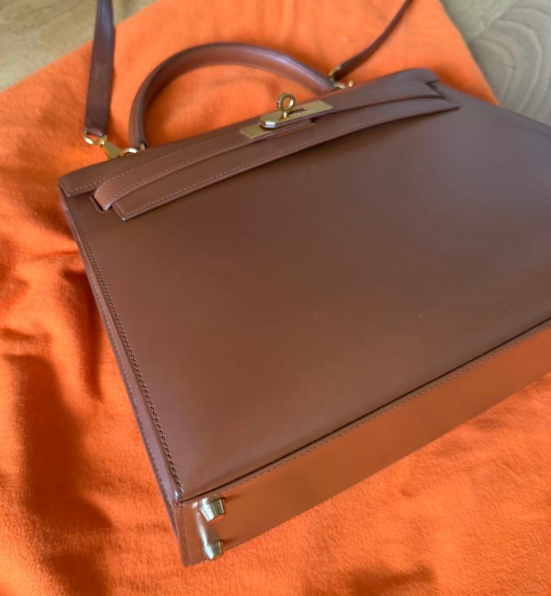 HERMÈS Kelly 32 Noisette Box leather GHW Stamp F in sq 2002 RARE