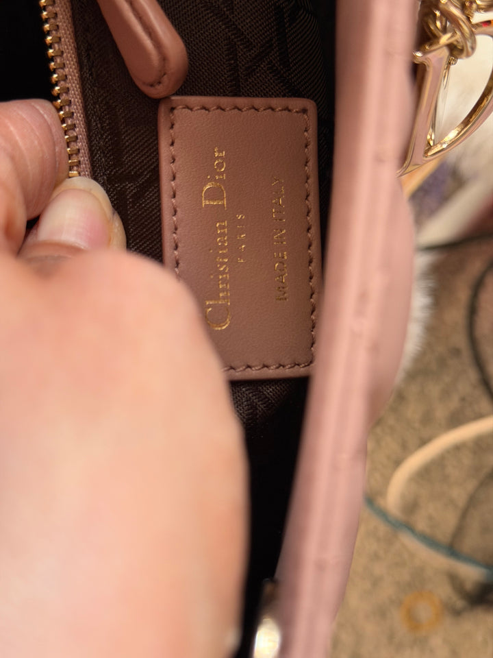DIOR Lady Dior In Blush Lambskin LGHW size SMALL 2020