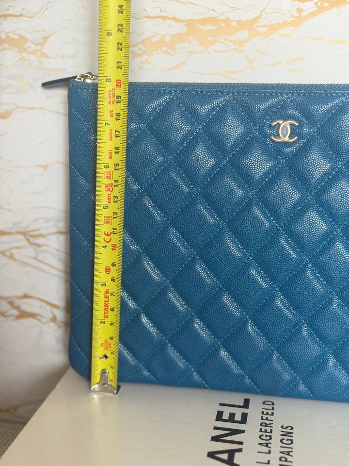 CHANEL series 27 Blue caviar LGHW Medium O Case/Pouch 25 cms