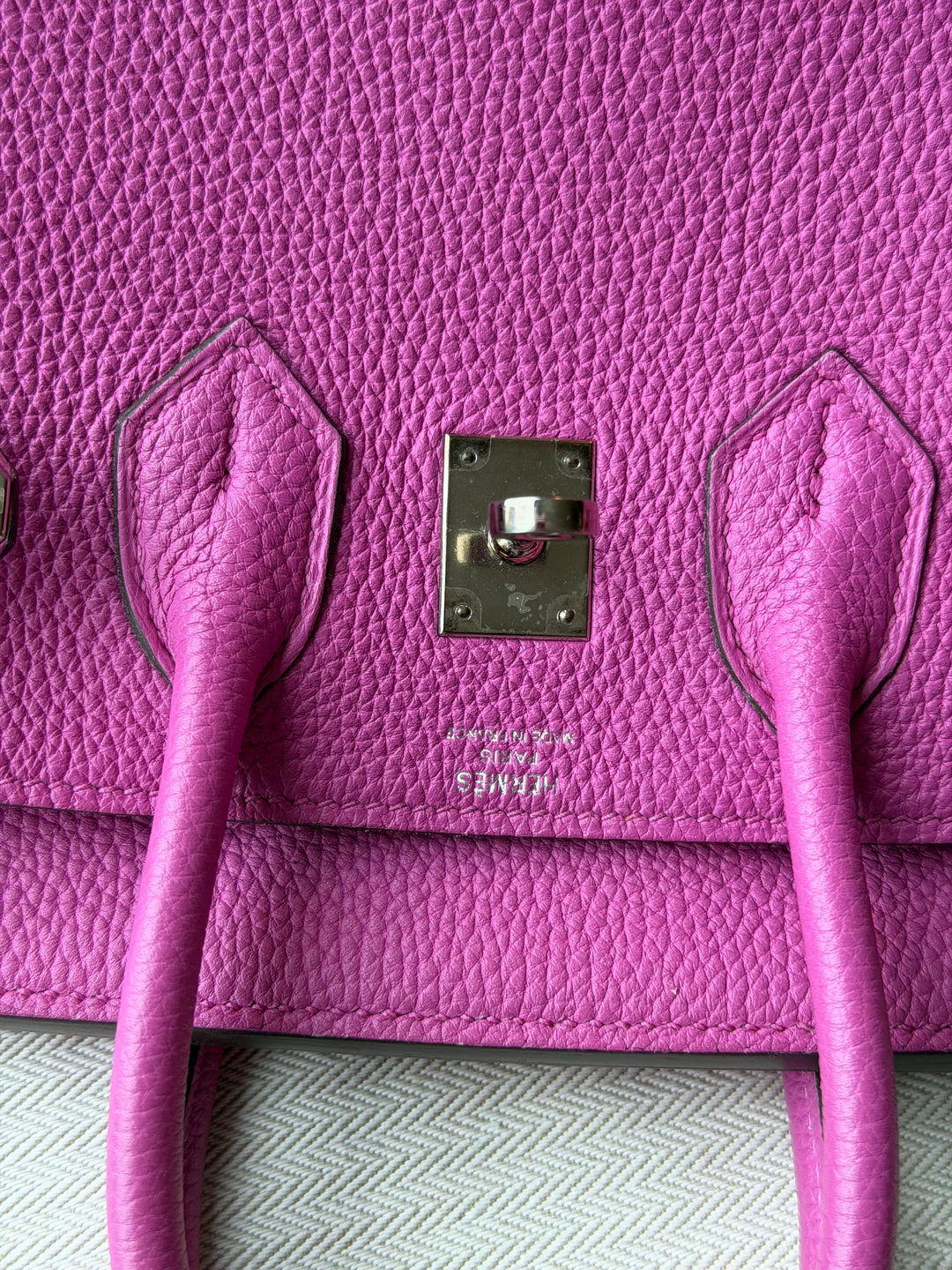 HERMÈS Rose Pourpre Togo Leather PHW Birkin 25 stamp C 2017