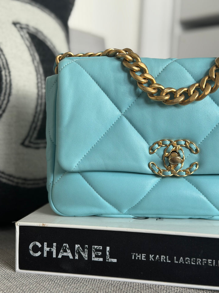 CHANEL 21S series 31 Blue Lambskin 19 Flap Bag size SMALL 2021