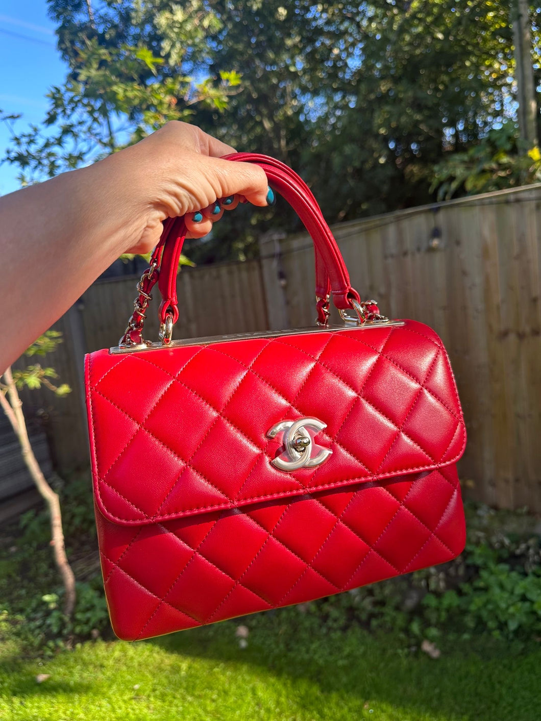 Chanel 21S Series 29 True Red Lambskin LGHW Trendy CC Flap Bag size Small