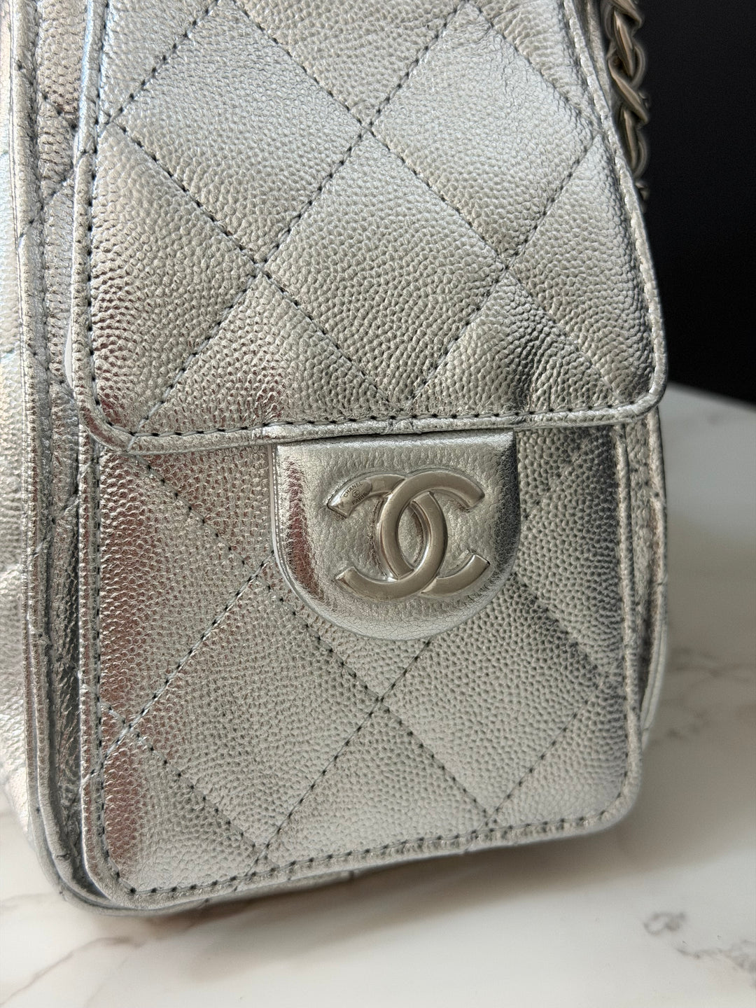 CHANEL 26C Silver Caviar shiny SHW Mini 25 Hobo Bag