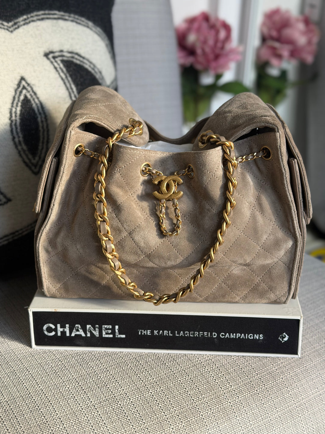 CHANEL Grey Suede 25 Hobo Bag size SMALL aged GHW 2025/2026