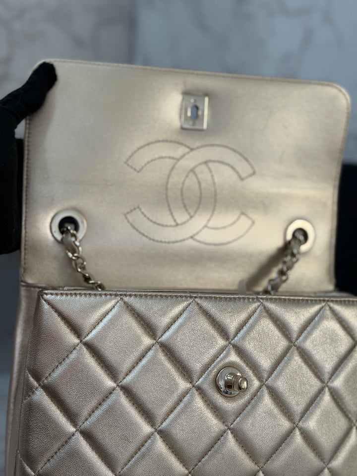 CHANEL series 30 Metallic Gold Lambskin LGHW Trendy CC top Handle Bag with non detachable Strap size SMALL 2020