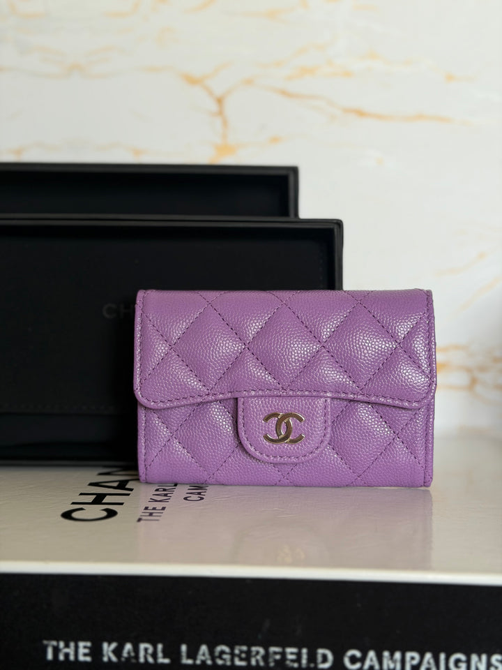 CHANEL series 31 Purple Caviar LGHW Classic Flap Snap Card Holder with Mona Lisa Pocket