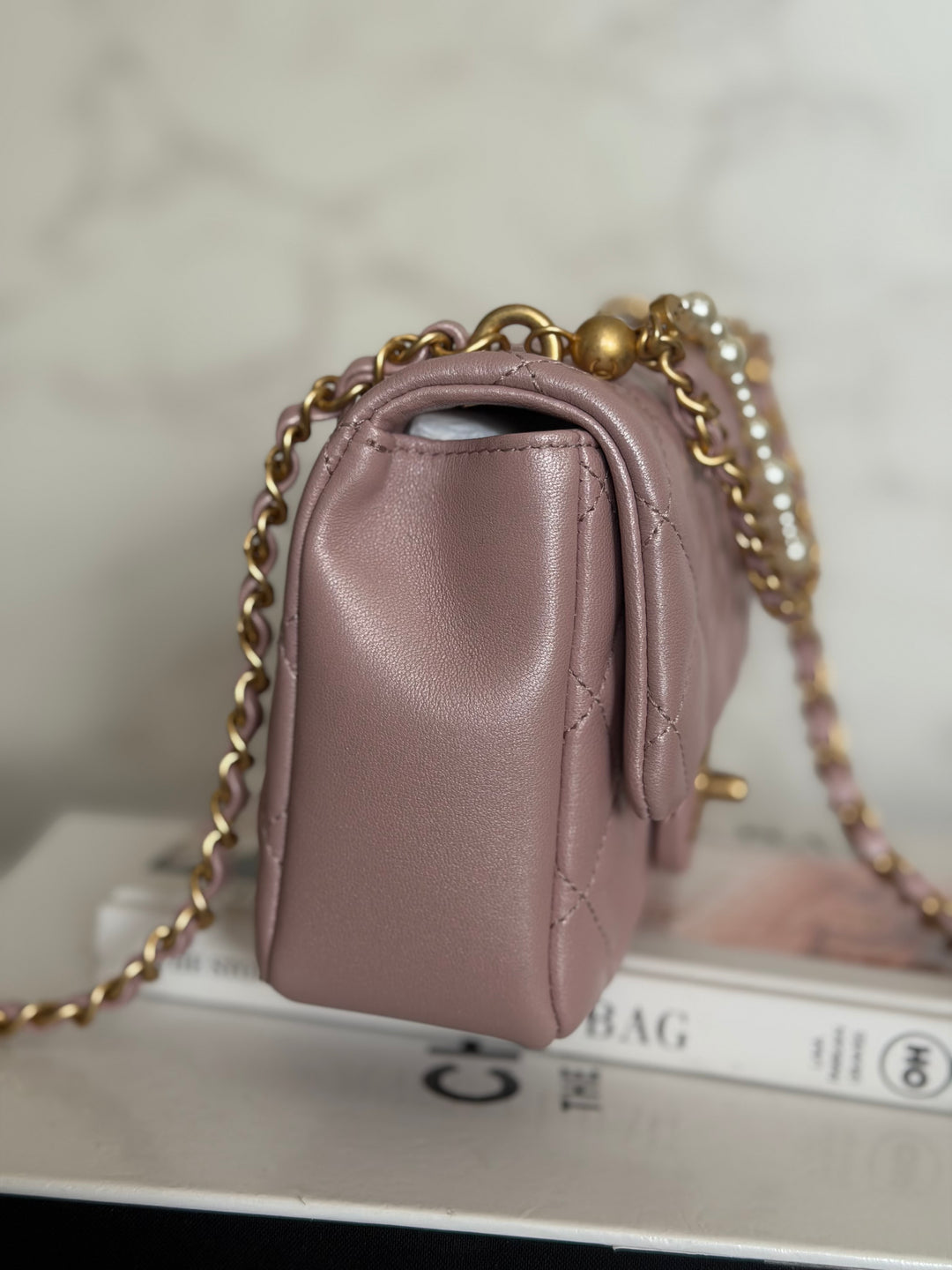 CHANEL 24P Pearly Pink Lambskin Pearl Twist Aged GHW Flap Bag 2024