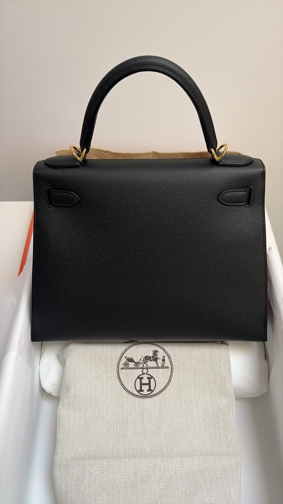 WA/Email to Purchase only- HERMÈS Kelly 28 Black 89/Noir 89 Epsom Sellier GHW Stamp G 2026