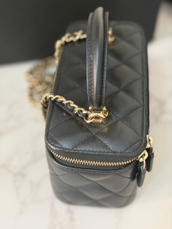 CHANEL series 31 Black Lambskin LGHW Small Vanity Case with Chain and Leather Top Handle