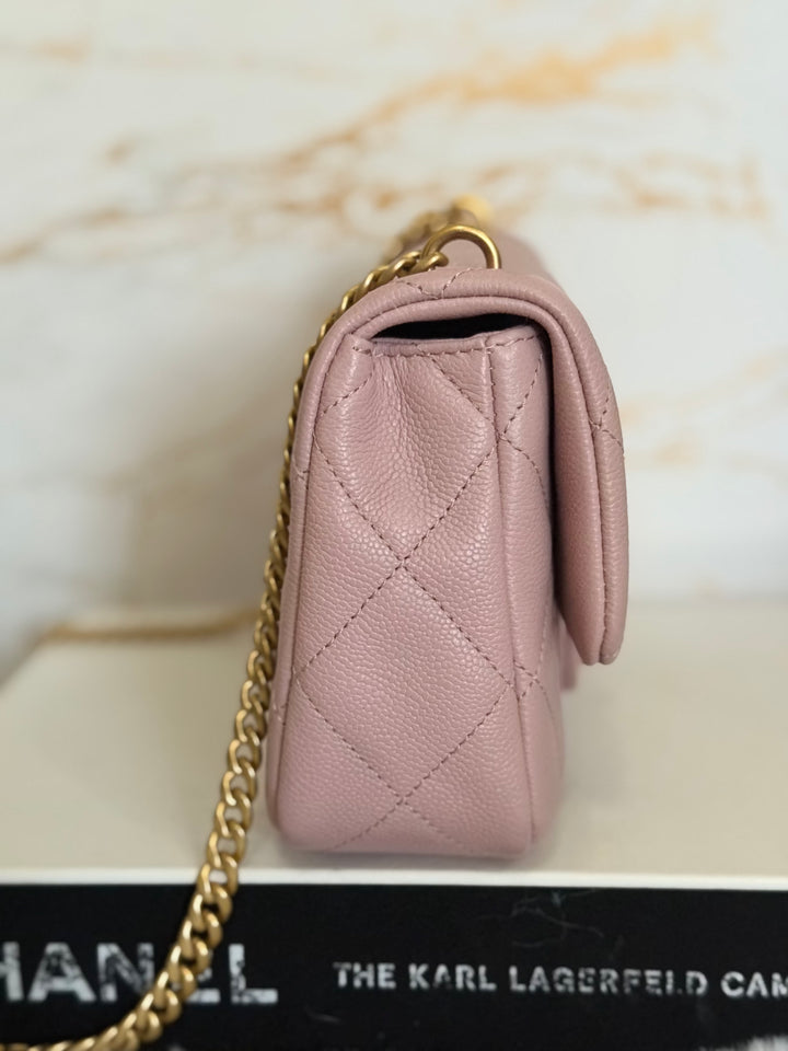 CHANEL 24P Muted Mauve Pink Caviar Heart Adjustable Chain Flap Bag with aged GHW 2024
