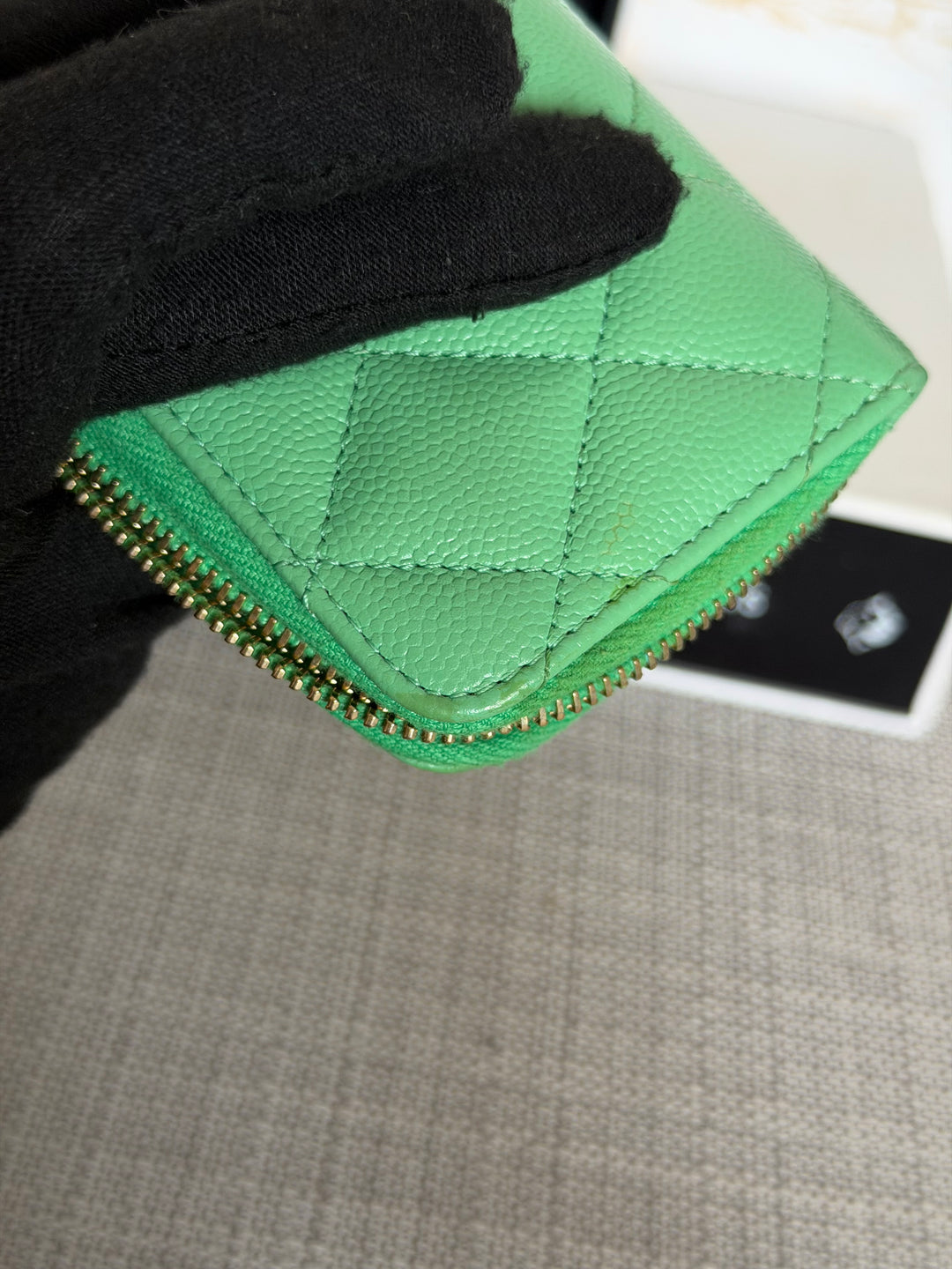 CHANEL 21P series 31 Green Caviar LGHW Zippy Coin Purse