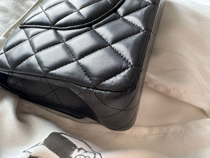 Chanel series 21 2015/2016 Black Lambskin GHW Medium Classic Double Flap Bag