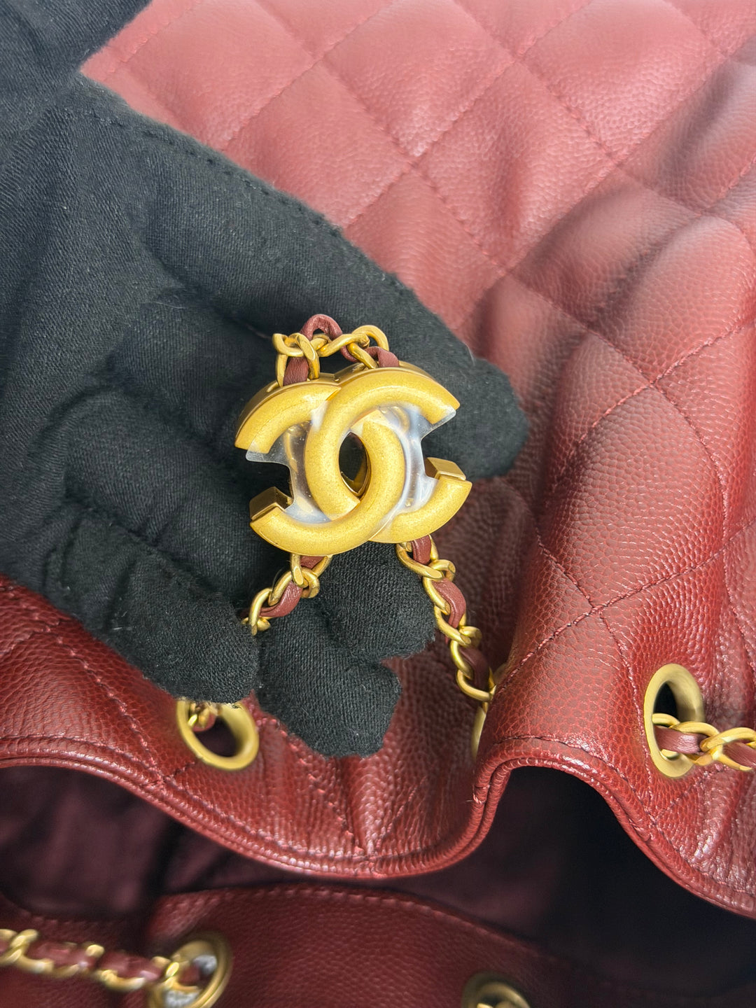 CHANEL 25A Burgundy Caviar Aged GHW 25 Hobo Bag Size SMALL