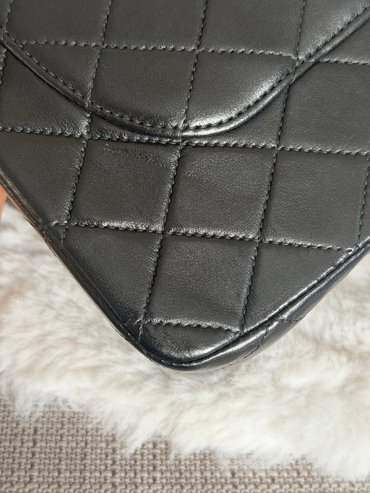 CHANEL series 6 Black Lambskin 24K GHW Vintage Medium ML Timeless Classic Double Flap Bag circa 2000-2002