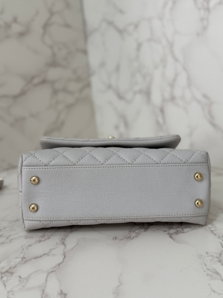 CHANEL 18P series 27 2018 Light Grey Caviar LGHW Coco Handle Size Small with Detachable Shoulder strap