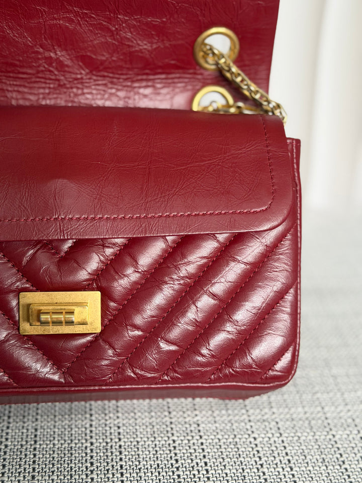 CHANEL 16A collection 2016 Series 23 Burgundy Calf skin Chevron Mini Reissue Flap Bag with Aged GHW