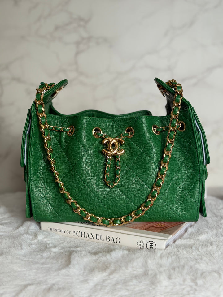 CHANEL Métiers d’art 2026 26A Green Caviar Shiny GHW MINI 25 Hobo Bag