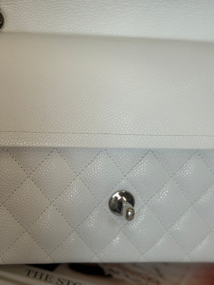 CHANEL series 12 Vintage White Caviar SHW Medium ML Timeless Classic Double Flap Bag 2009