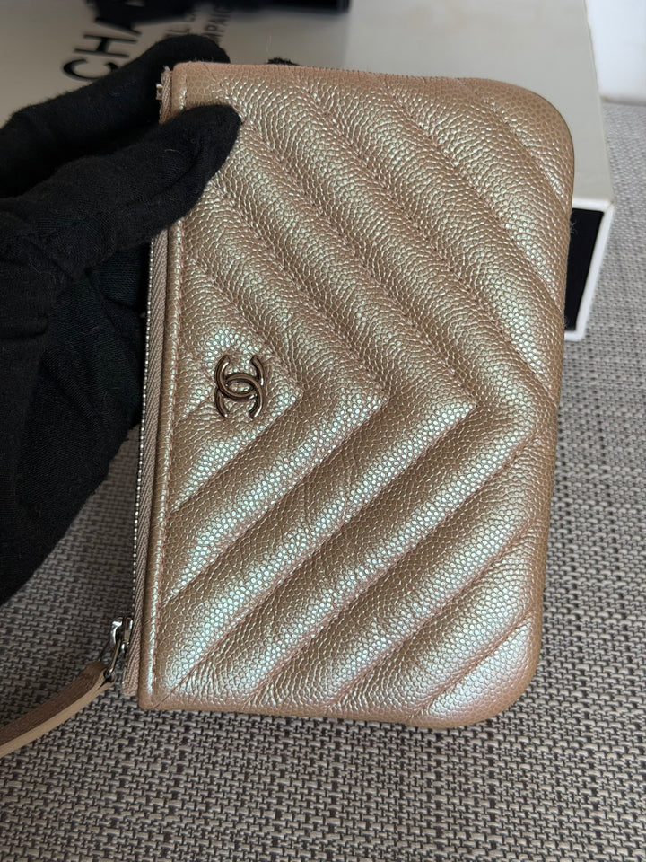 CHANEL series 27 Rose Gold Iridescent Caviar Chevron SHW Mini O Case Pouch 15 cms