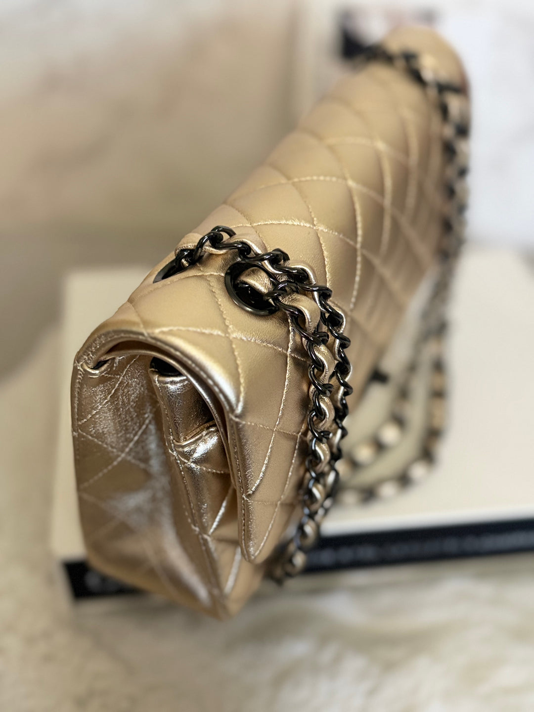CHANEL series 31 Gold Metallic Lambskin So Black Hardware Medium ML timeless Classic Double Flap Bag 2020/2021