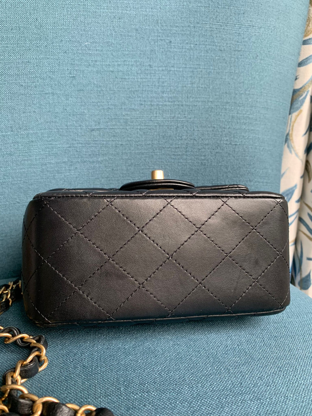 Chanel series 27 Black Lambskin LGHW Square Mini Flap Bag