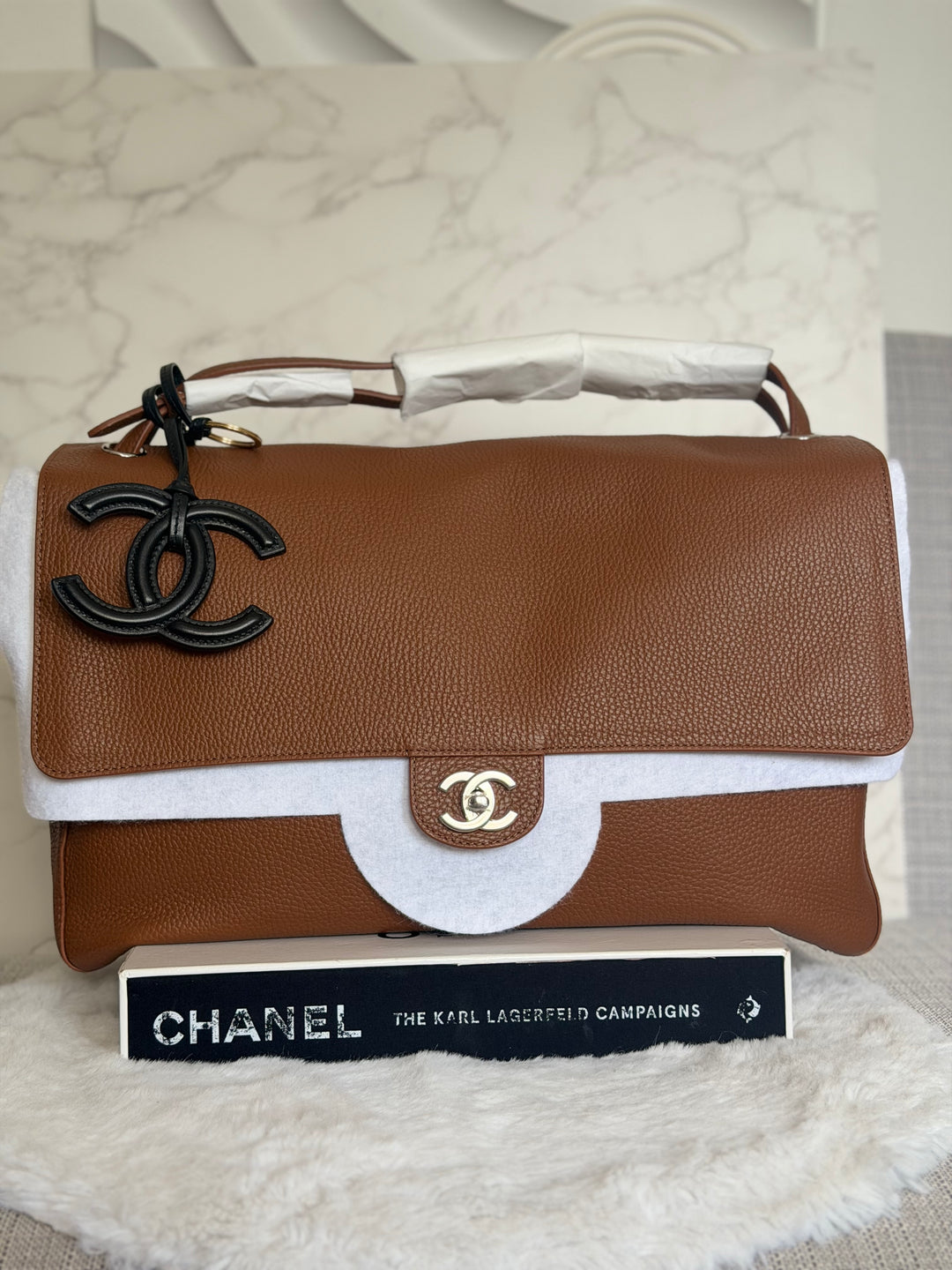 CHANEL 26A Camel Caviar SHW Maxi Flap Bag 38.5 cms Matthieu Blazy 2026