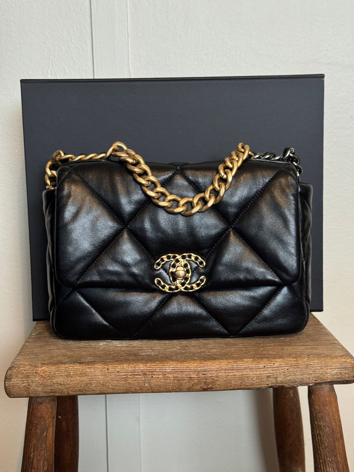 CHANEL 19 size Small Black Lambskin Mixed hardware Flap Bag with Top handle
