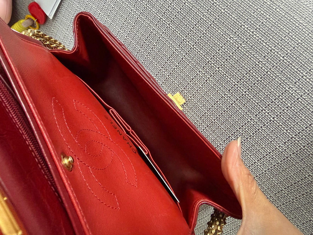 CHANEL 16A collection 2016 Series 23 Burgundy Calf skin Chevron Mini Reissue Flap Bag with Aged GHW