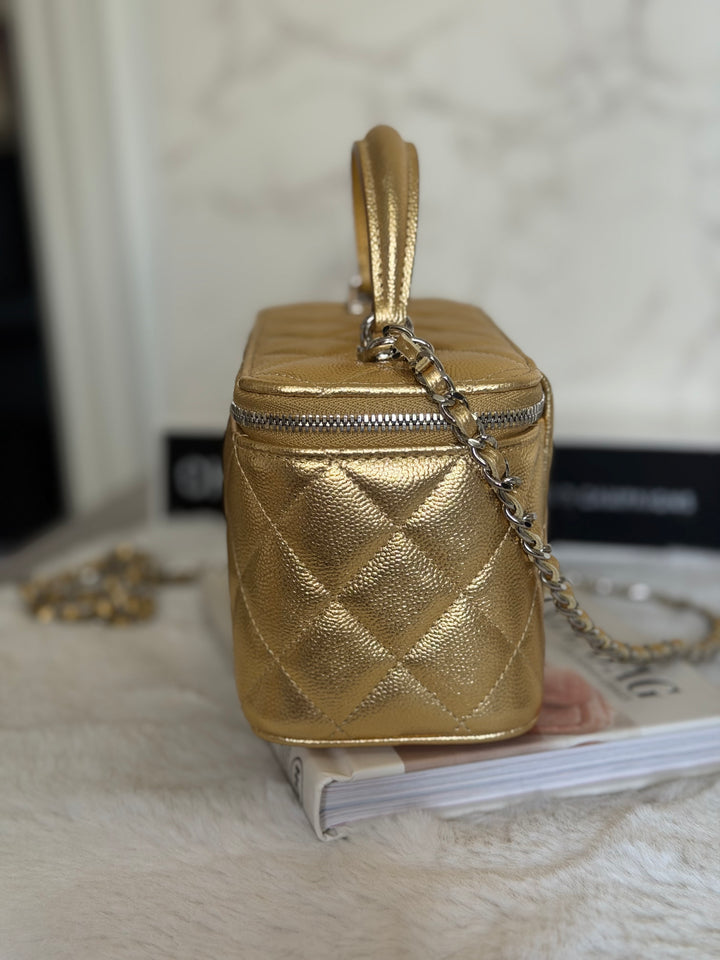 CHANEL 26A Métiers d’art Gold Caviar SHW Small Vanity Top Handle 2026