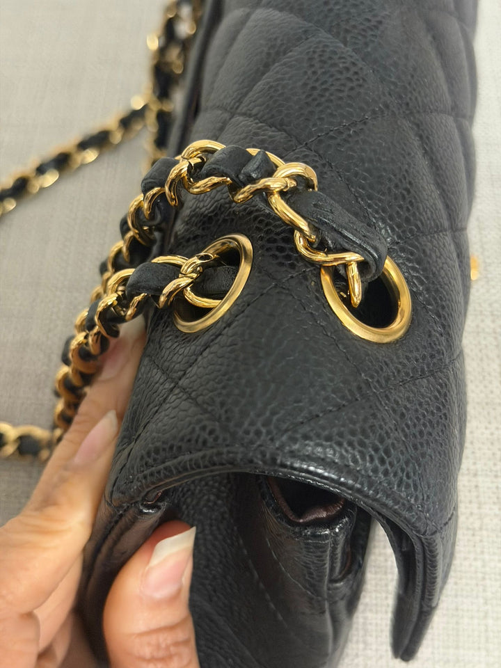 CHANEL Series 24 2017 Black Caviar GHW Medium M/L 11.12 Timeless Classic Double Flap Bag