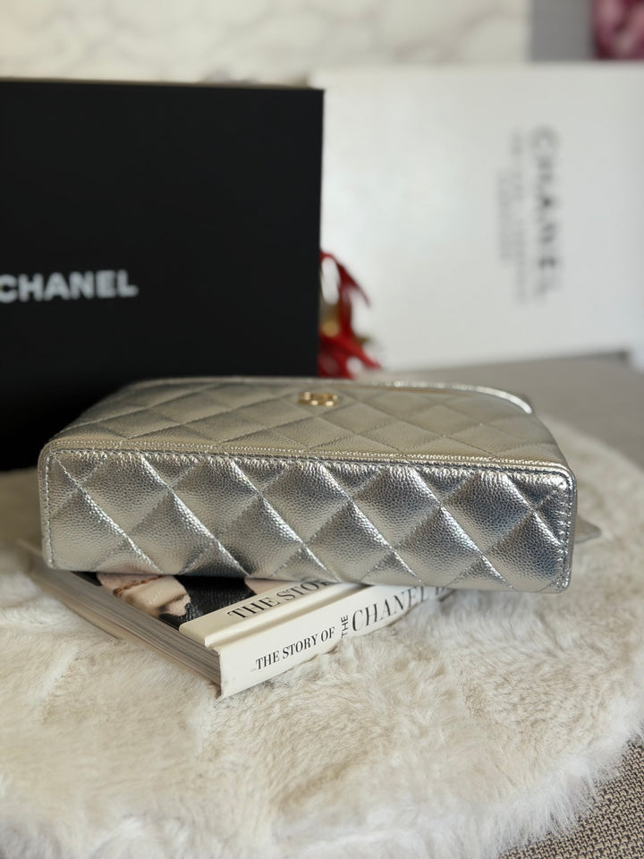 CHANEL 26A 2026 Silver Caviar LGHW Long Vanity LP with detachable Chain 19 cms