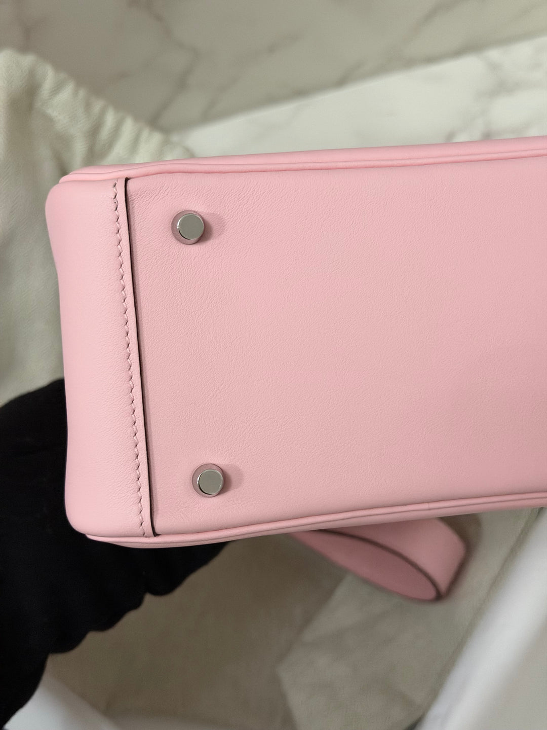 Hermes Mini Lindy Rose Sakura Swift leather PHW Stamp B 2024 *Rare combo*