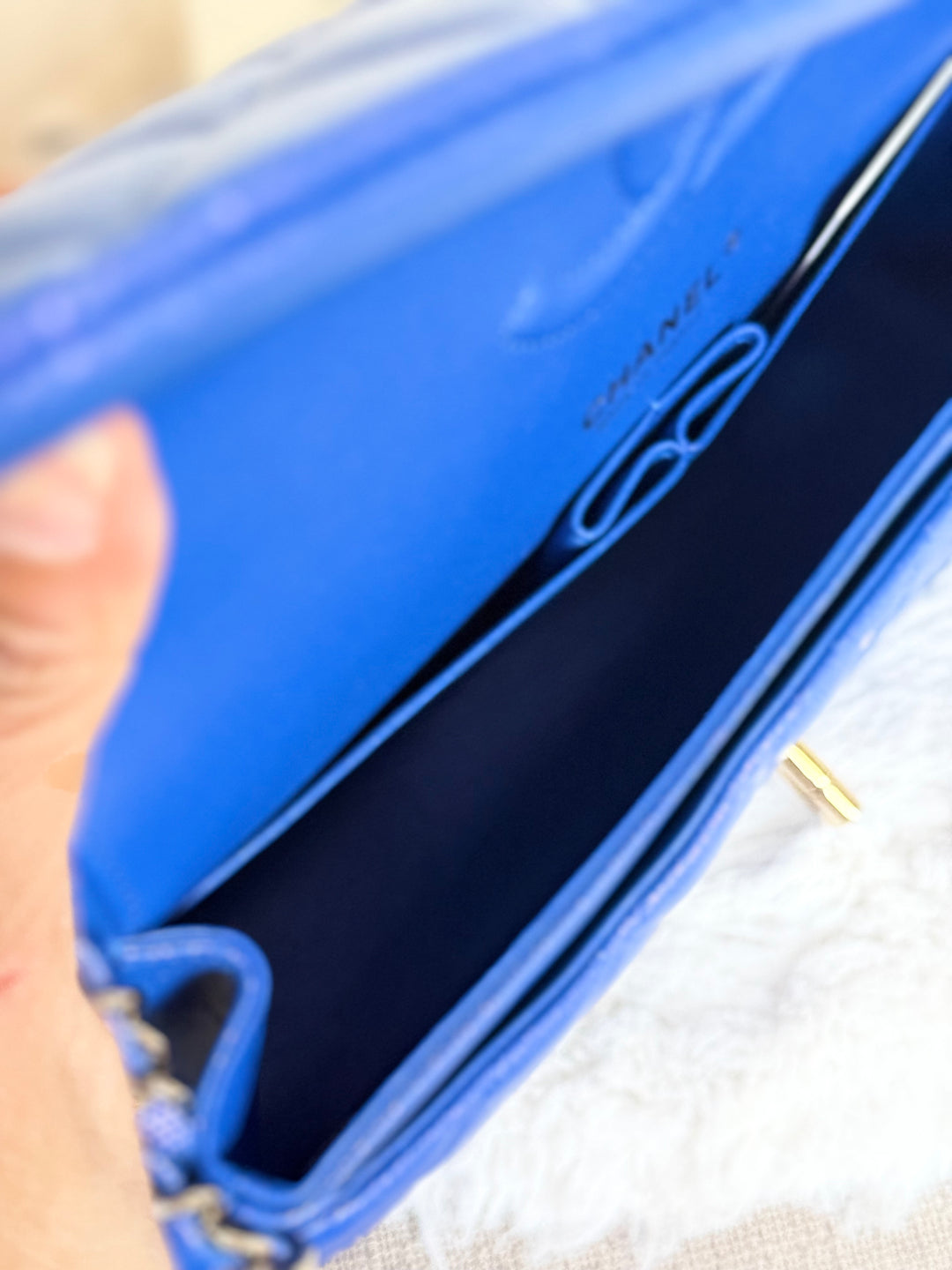 Chanel 21S series 31 Iridescent Electric Cobalt Blue Caviar LGHW Medium M/L timeless Classic double flap bag 2021