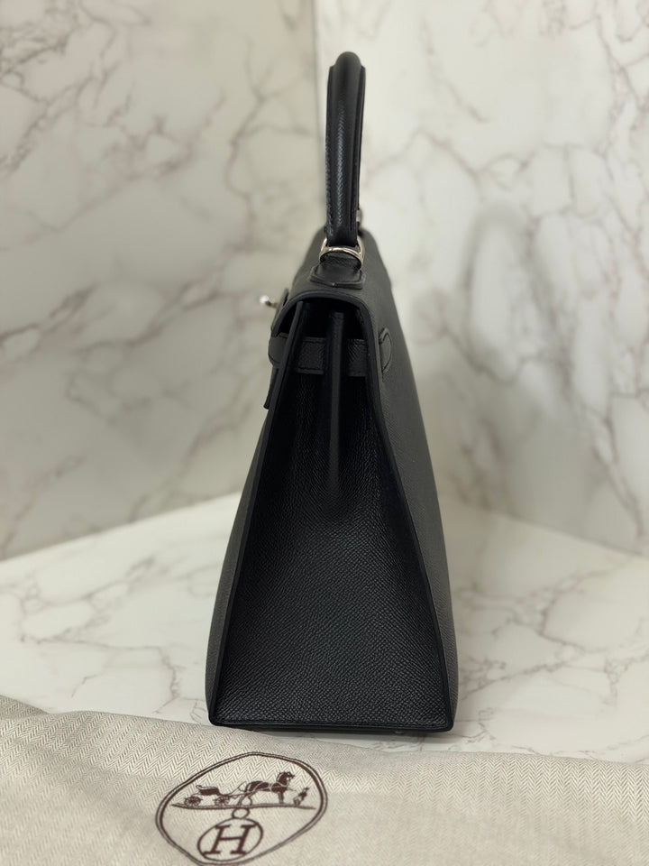 HERMES Black Noir Sellier Epsom Leather PHW Kelly 28 Stamp R 2014