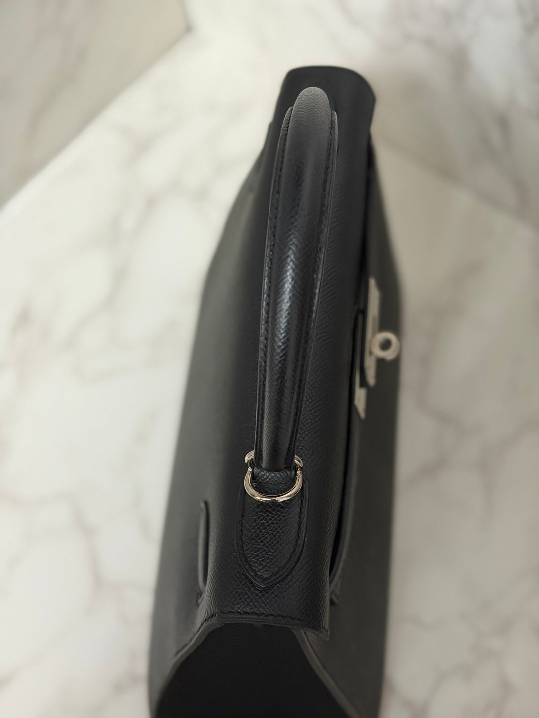 HERMES Black Noir Sellier Epsom Leather PHW Kelly 28 Stamp R 2014