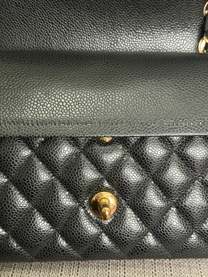 CHANEL 2022 Black Caviar GHW Timeless Classic Medium ML 11.12 Double Flap Bag