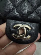 Load image into Gallery viewer, Chanel series 24 17B 2017 Fall/Winter Collection Black caviar LGHW Mini Rectangular Flap Bag with Burgundy Leather lining
