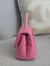 Load image into Gallery viewer, Chanel series 31 21P 2021 Pre Spring/Summer Collection Pink Caviar Coco Handle Flap Bag with Top Handle and Detachable Strap size Small
