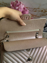 Load image into Gallery viewer, Chanel series 24 17B 2017 Fall/Winter collection Rose Gold Chevron Caviar Medium ML Timeless Classic Double Flap Bag with SHW
