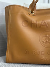 Load image into Gallery viewer, Chanel series 31 21S 2021 Spring/Summer collection Caramel Calf skin aged GHW Medium/Large Deauville Tote Bag with Top handle

