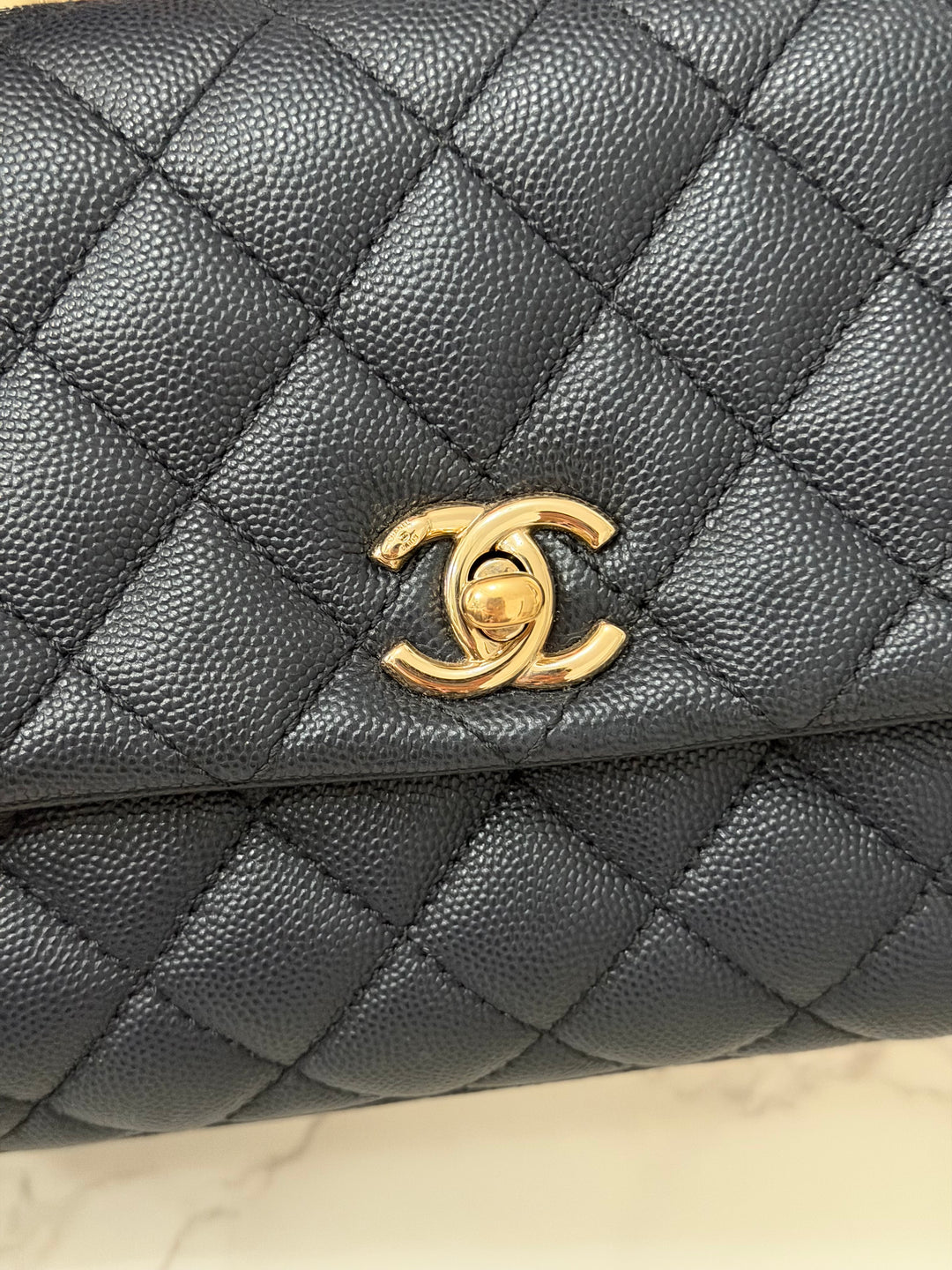 CHANEL series 30 2020 Navy Blue Caviar LGHW Small Coco Handle Flap Bag with Detachable Strap