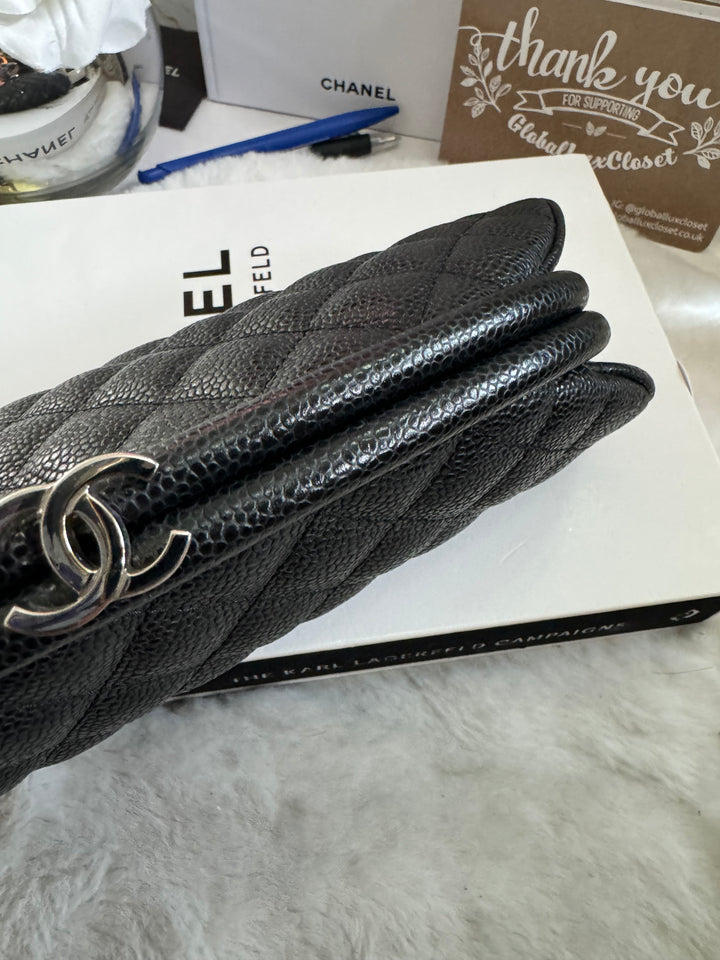 Chanel series 15 Black Caviar SHW Classic Clutch