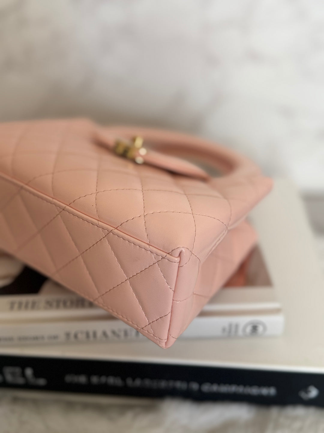 CHANEL 26B Light Pink Calf Skin Kelly Shopping Bag size Small 19 cms 2026