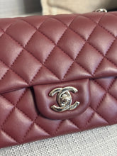 Load image into Gallery viewer, Chanel series 28 2019 Burgundy Lambskin Silver HW Mini Rectangular Flap Bag
