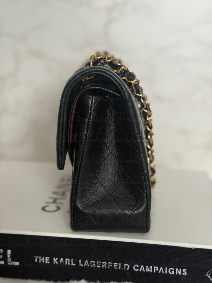 CHANEL Black Lambskin GHW SMALL Timeless Classic Double Flap Bag 2022 Microchipped