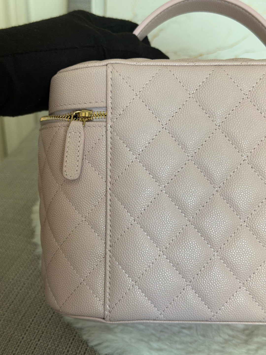 CHANEL series 31 21S Lilac undertone Pink Caviar Vanity Make Up Case 2021