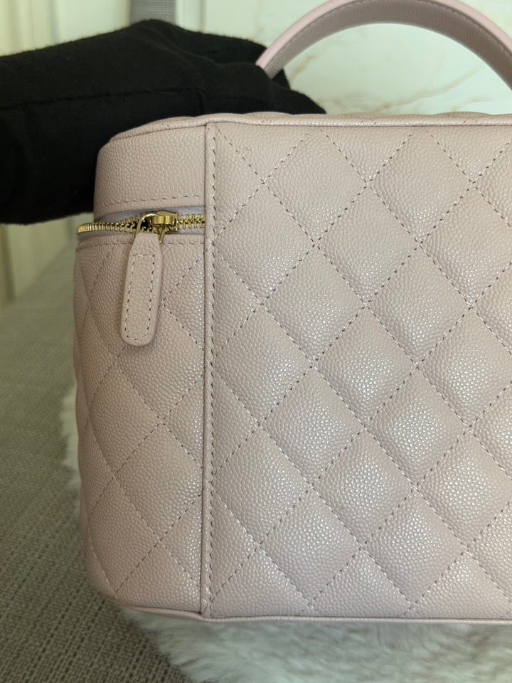 CHANEL series 31 21S Lilac undertone Pink Caviar Vanity Make Up Case 2021